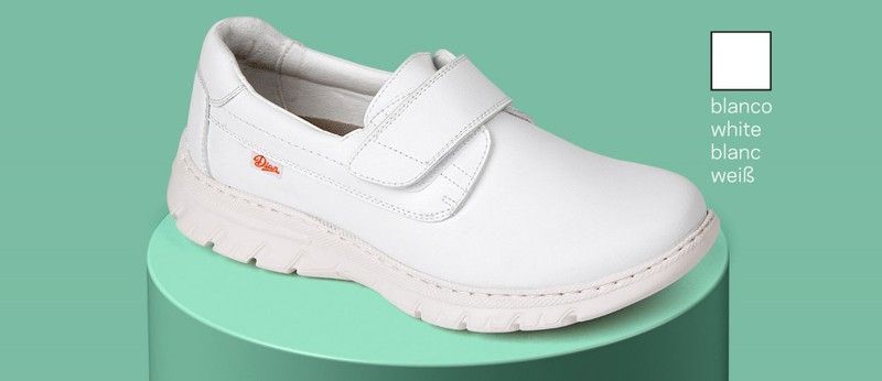Zapatilla tipo blucher con cierre de velcro  Blanco