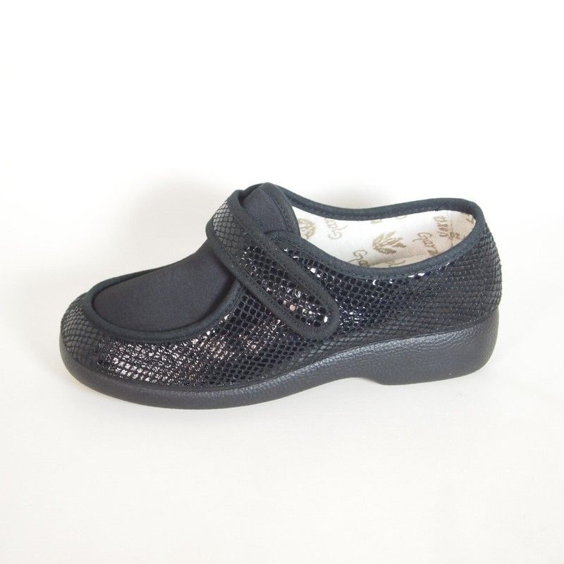 Zapatillas de casa Garzón 3070-157 Negro