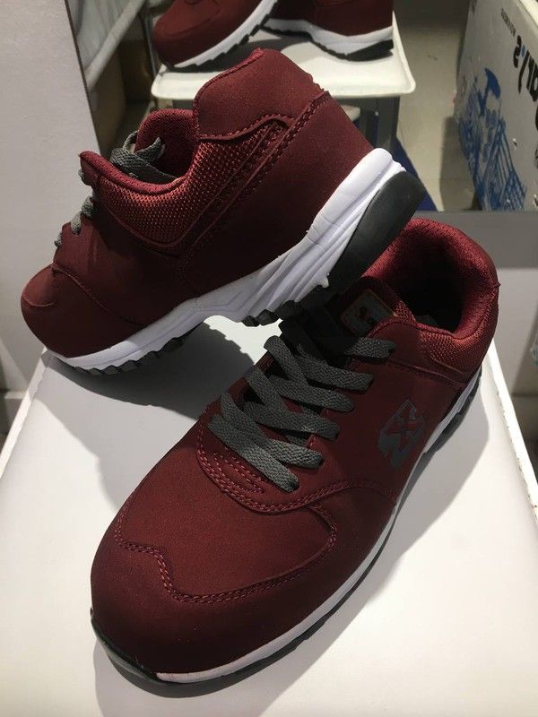 Zapato de trabajo Oriocx varios colores